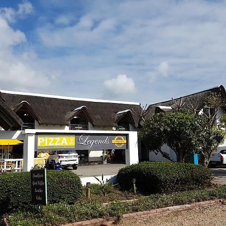 St Francis Bay Backpackers Hostel Exterior photo